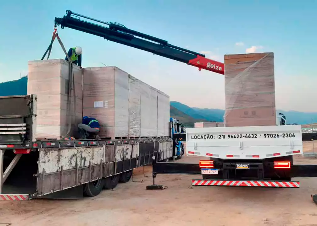 Caminhão Munck içamento de carga pesada